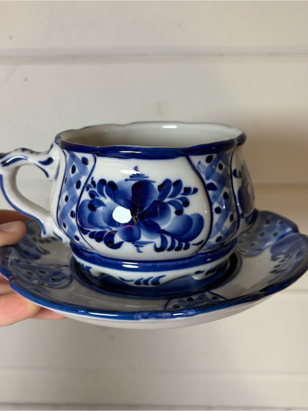 Vintage Russian Gzhel Porcelain Teacup and Saucer | Blue +White Floral - Picture 6 of 11